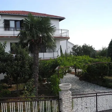 Mit Balkon Und Meerblick By Interhome * Crikvenica