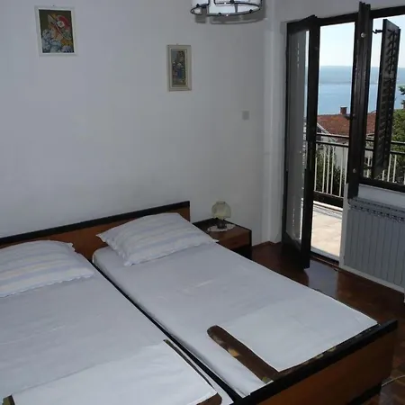 Mit Balkon Und Meerblick By Interhome