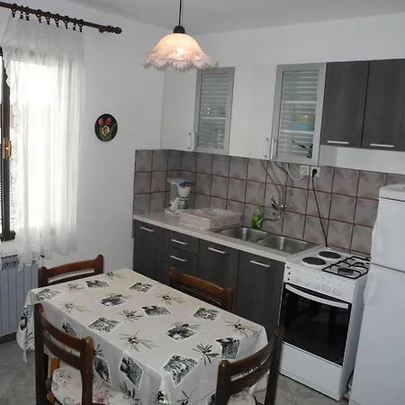 شقة Mit Balkon Und Meerblick By Interhome